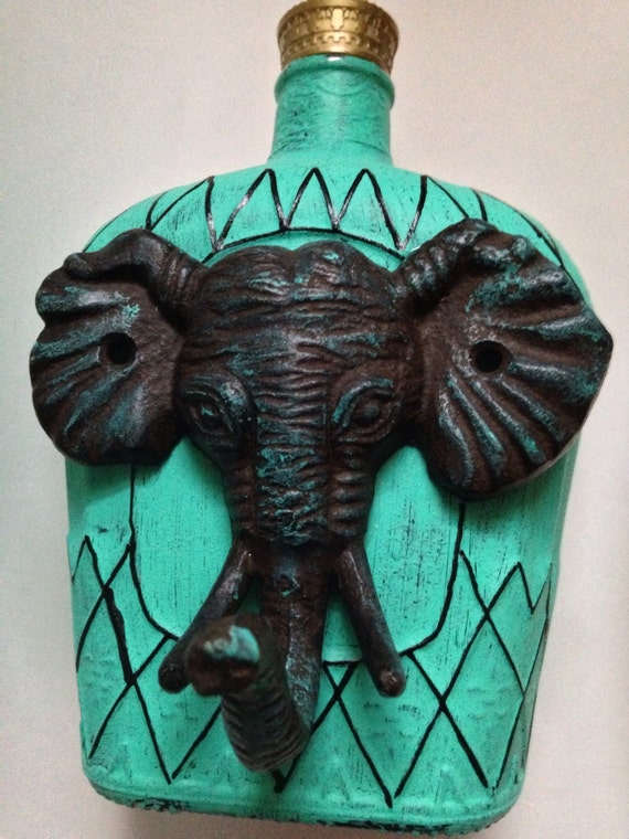Items similar to Elephant bottle on Etsy