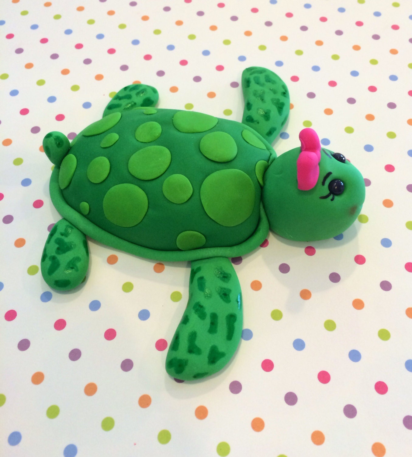 Turtle fondant cake topper