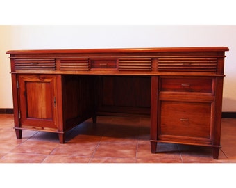 Writing Desk in mahogany