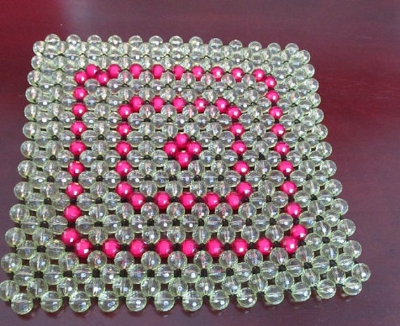 Bead table mat