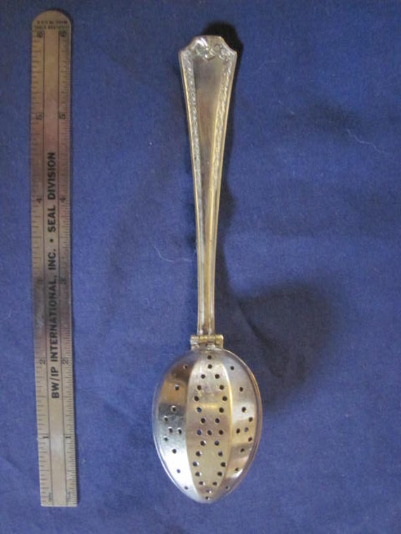 Veribest Tea Strainer / Infuser/ Spoon Silverplate by Teaviant