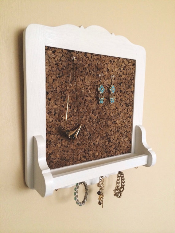 Hanging Jewelry Wall Organizer Cork Board Display Vintage Chic