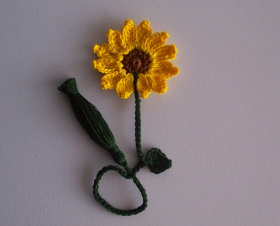 https://www.etsy.com/listing/175078138/crochet-bookmark-flower-autumn-gift?ref=shop_home_active_22