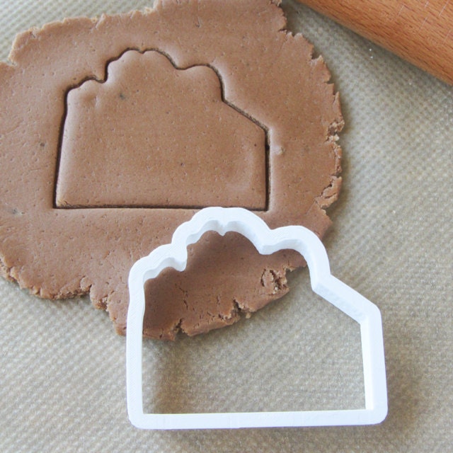 Cake cookie cutter