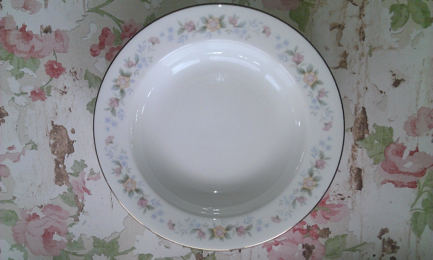 Vintage Mayfair Alpine x 4 Fine Bone China Staffordshire