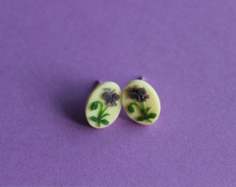 Tiny Vintage Purple Flower Cameo Earrings