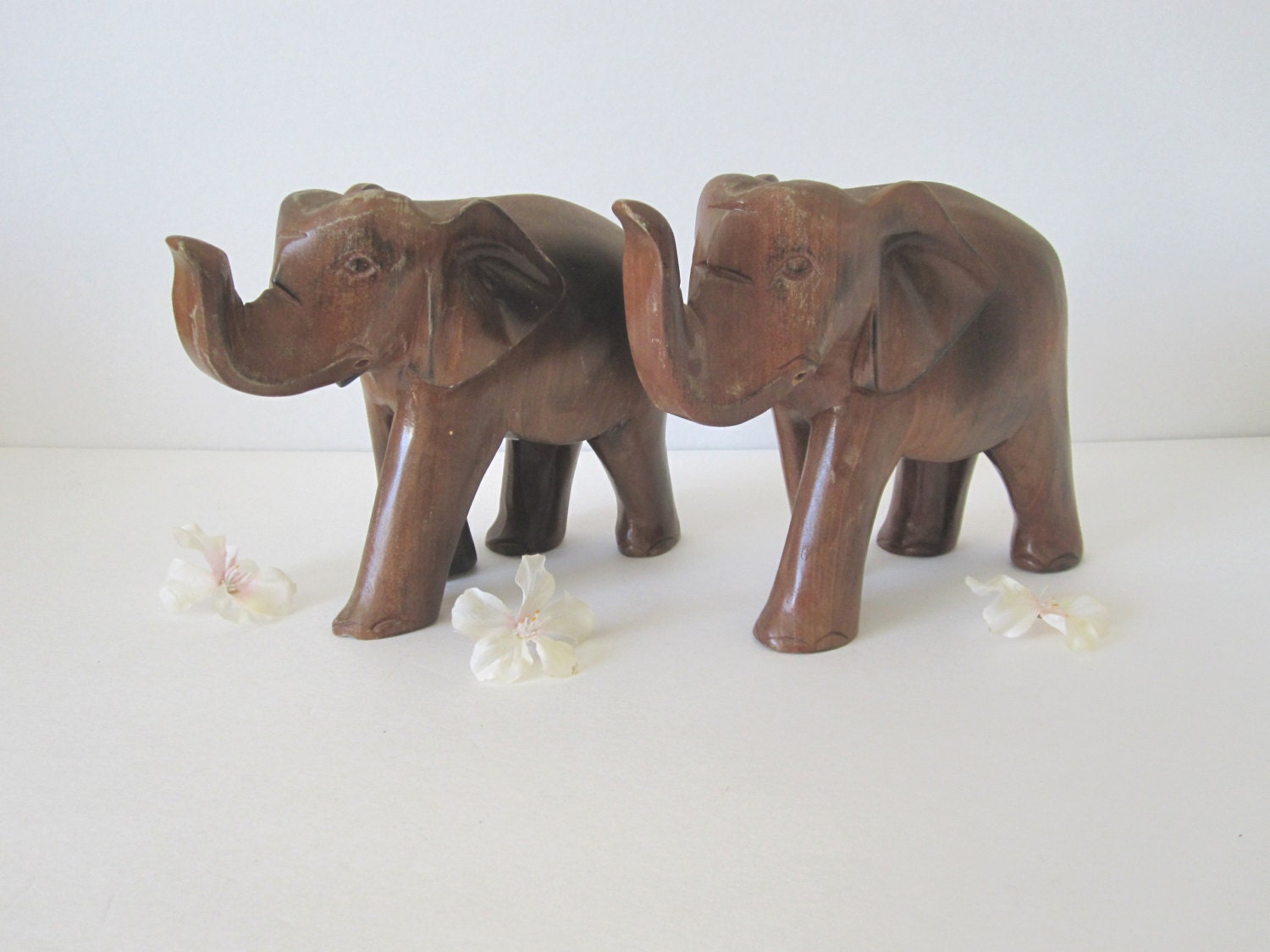 Vintage Wood Carved Elephant Figurines Set of by WhiteElephantCo