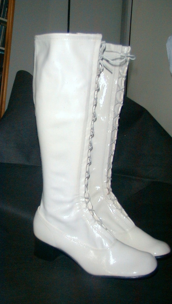 Vintage White Go Go Boots 45
