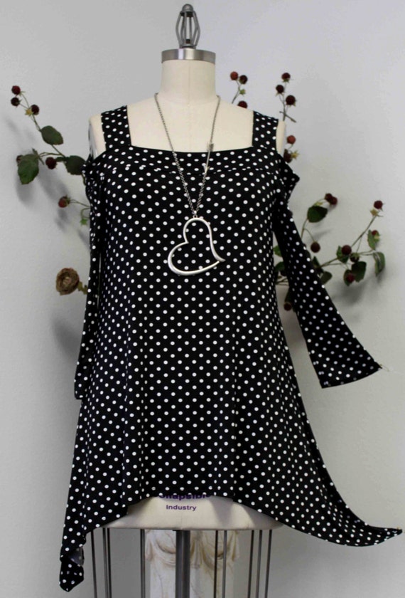 The Classic Regular & Plus size Tunic top In Polka Dot with cut out details to the shoulders. S to 3XL