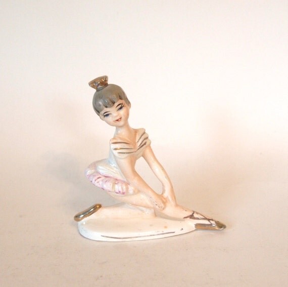 Vintage Hand Painted Ballerina Figurine Japan Circa