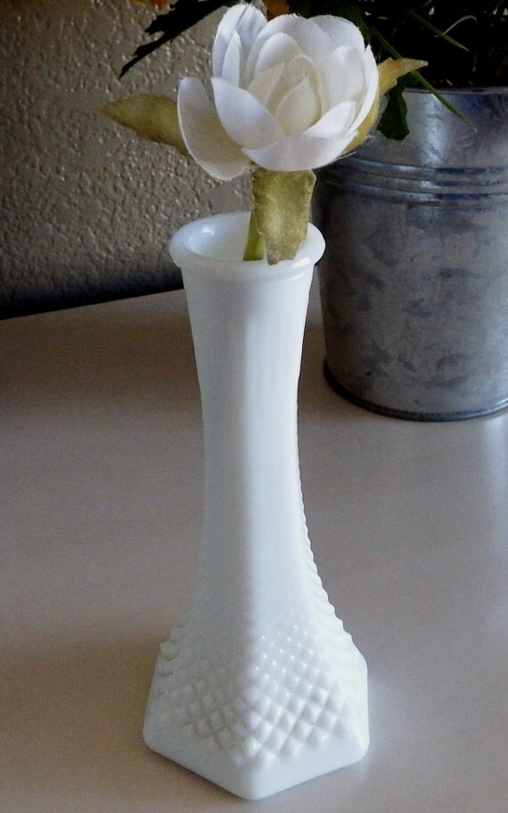 Vintage EO Brody Hobnail Milk Glass Bud by