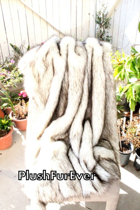 5' x 8' Black Tip Polar Bear Luxury Faux Fur Throw