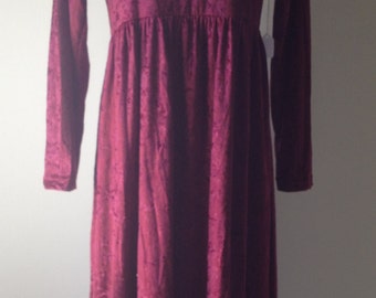 Popular items for velvet dress on Etsy