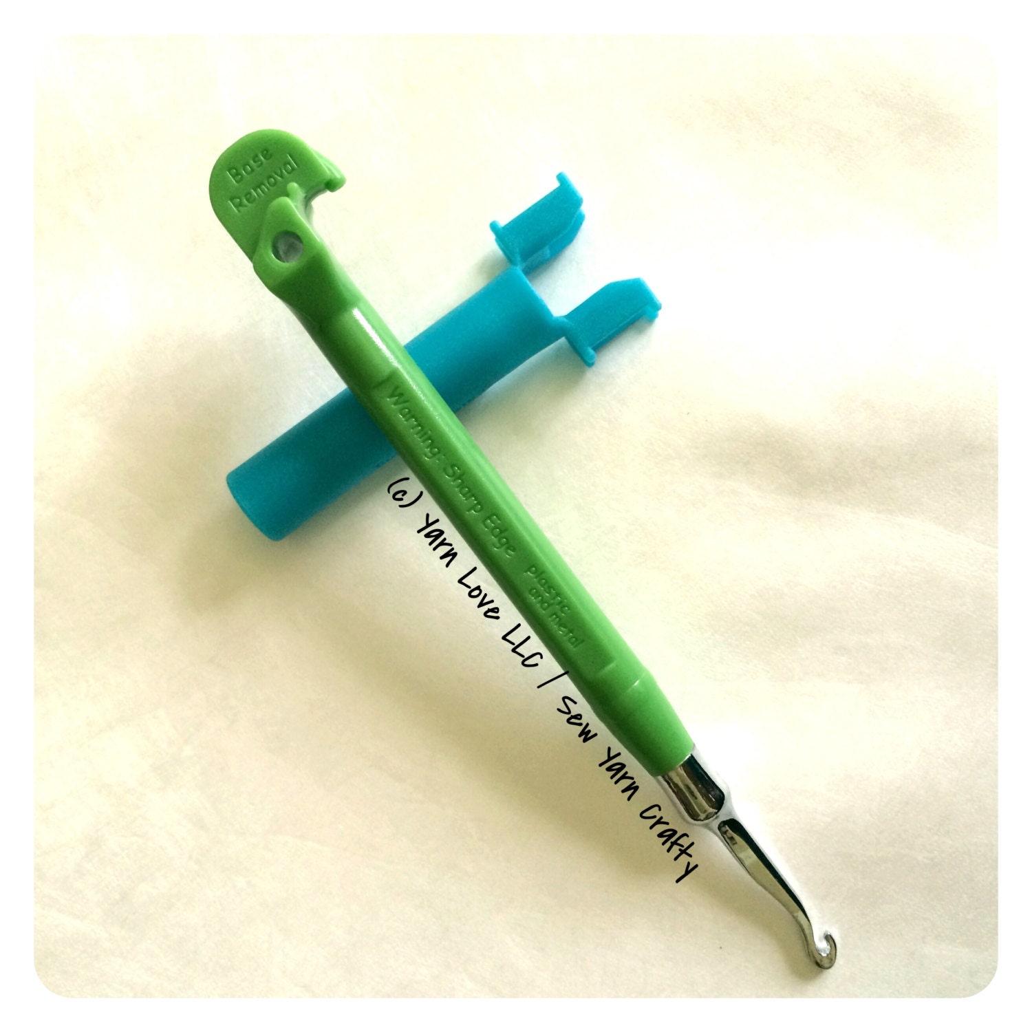 Rainbow Loom Metal Hook Green Handle