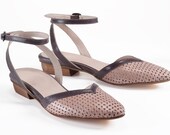 Nude Flat Leather Shoes / Comfortable Elegant Shoes / Evening Shoes / Powder Ankle strap Shoes / Sharp Tip Shoes / Taupe Shoes - Edit