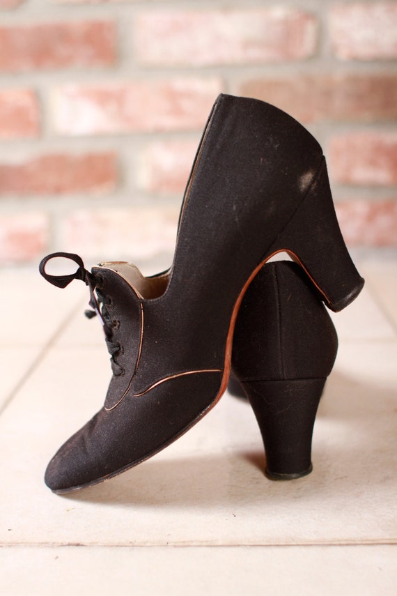 black canvas oxfords