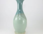 gorgeous green vase