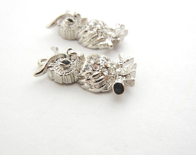 Pair of Rhinestone Encrusted Owl on Branches Charms