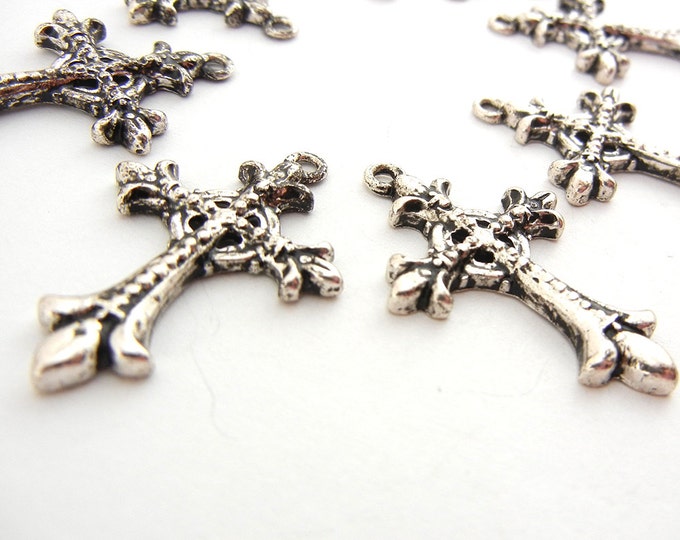 Set of 8 Antique Silver-tone Cross Charms – Set A