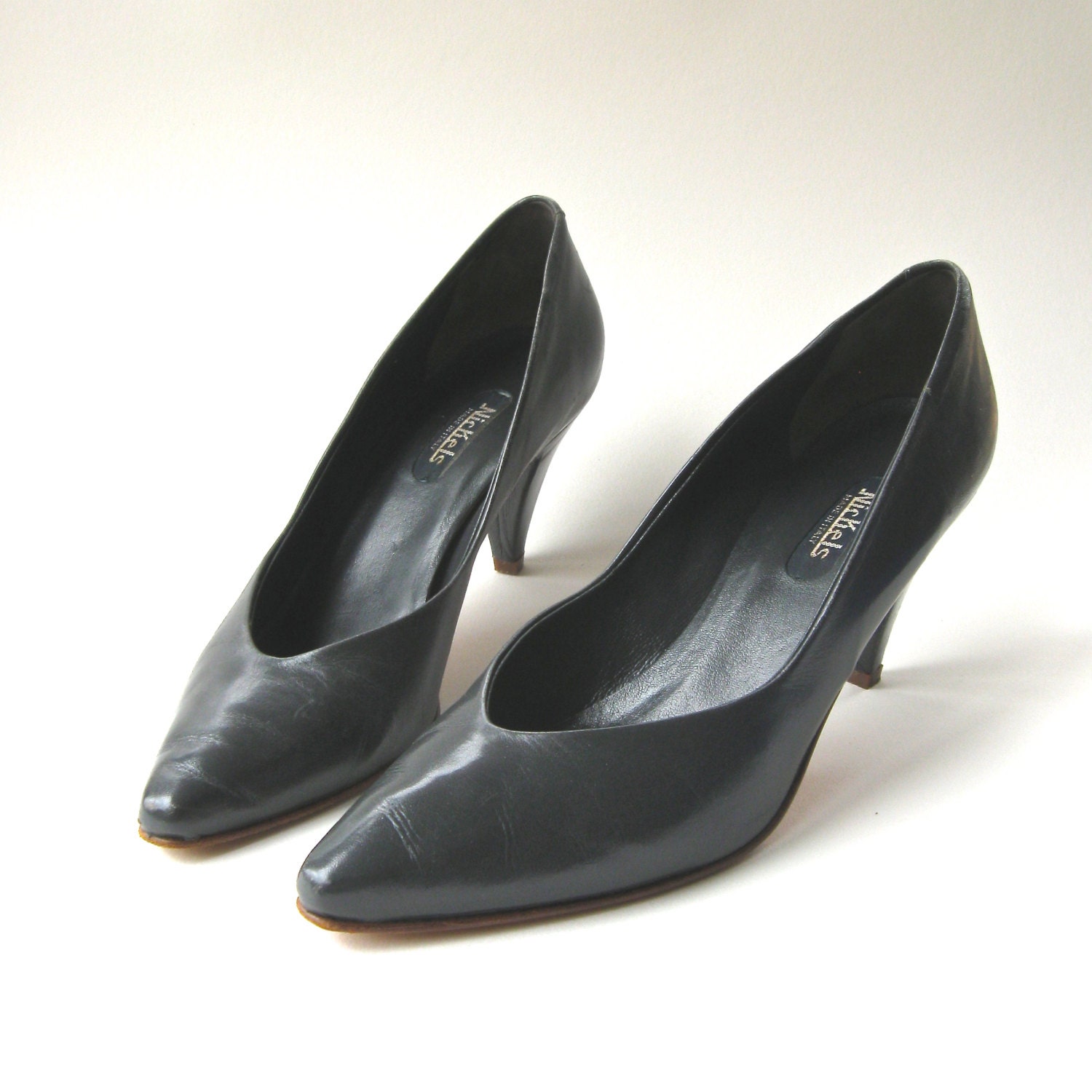 80s vintage Nickels Slate Grey Leather Pumps / made in Italy