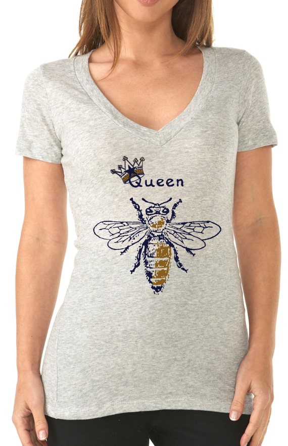 embroidered bee tshirt