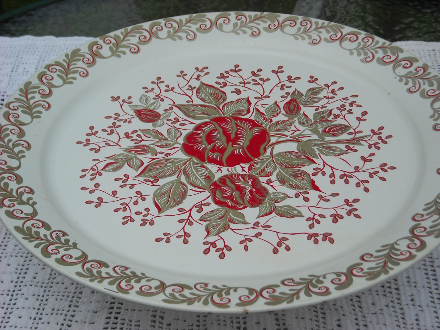 Extra large metal serving tray with pretty floral design Haute Juice