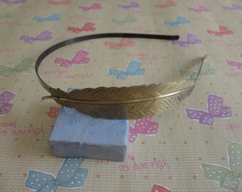 6pcs Metal Headbands 5mm bronze color with bent end with flower