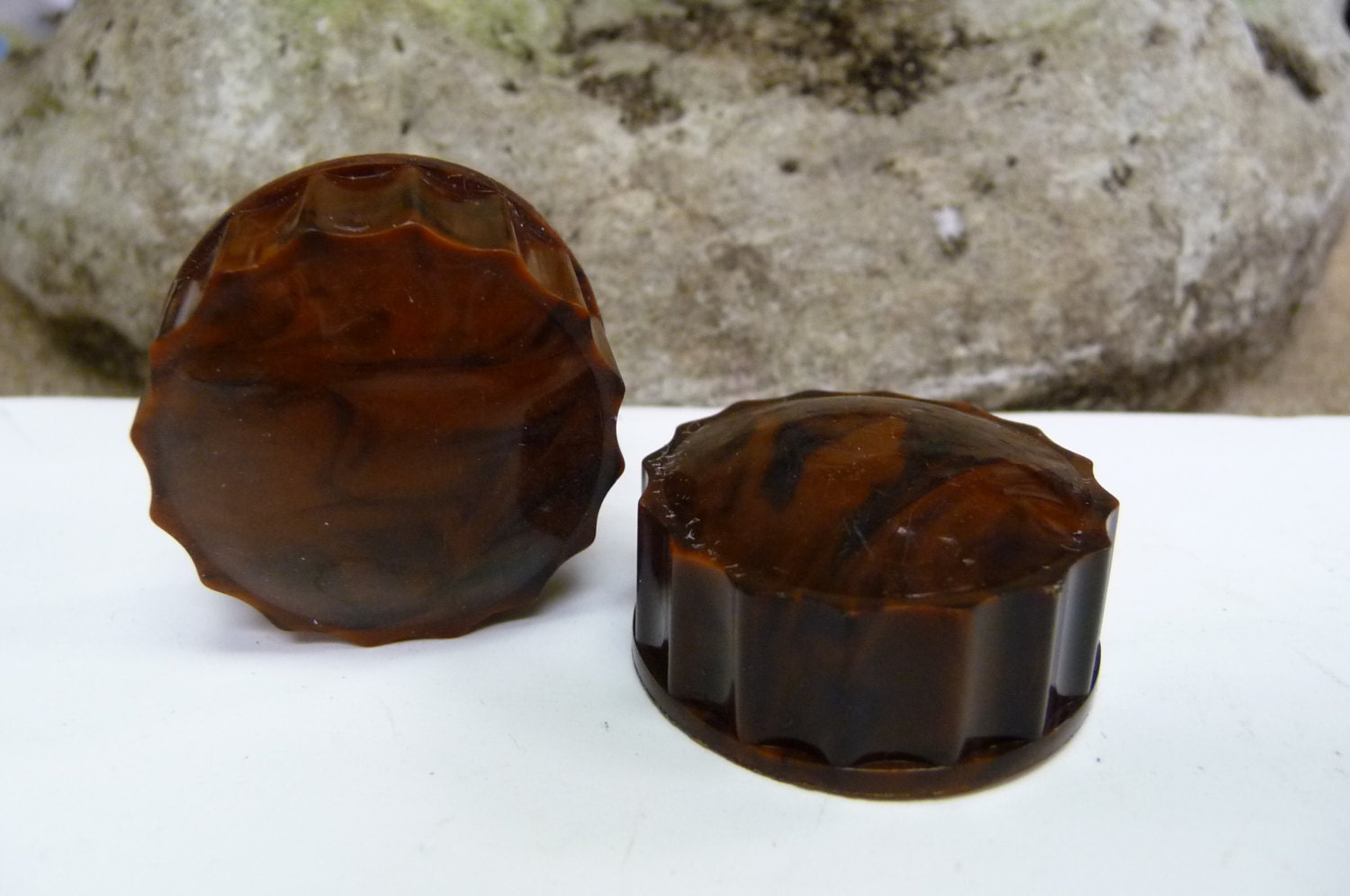 Two antique Tube Radio Knobs Marble Brown Bakelite TV