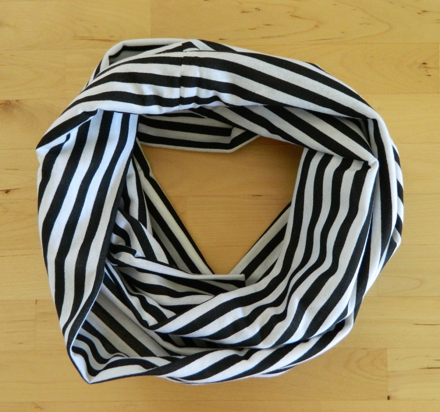 Jersey Knit Infinity Scarf Fall/Winter 2014 by sewcutebylindsay