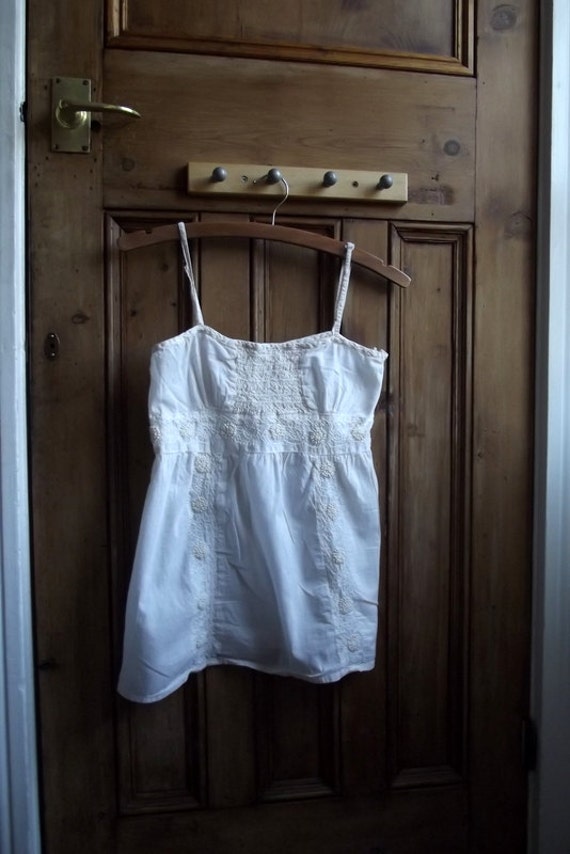 white lace vest tops uk