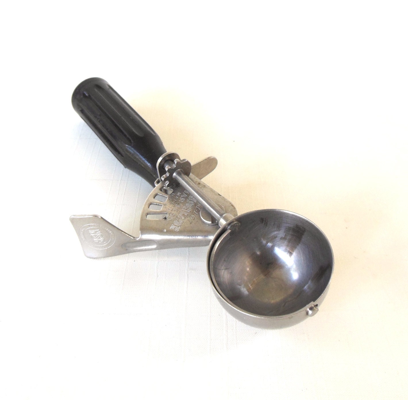 Hamilton Beach Ice Cream Scoop 67 Kitchen by LaurasLastDitch