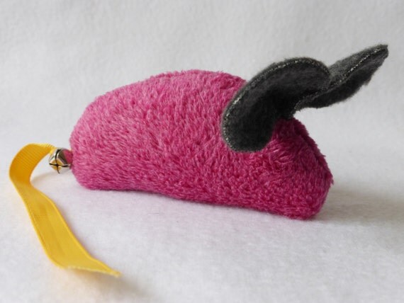 purple mouse cat toy