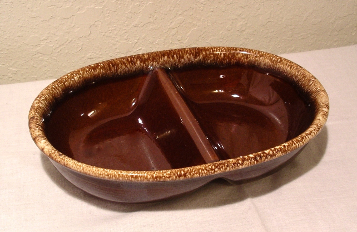 Vintage Hull Pottery Divided Dish Casserole Serving Drip Glaze Brown