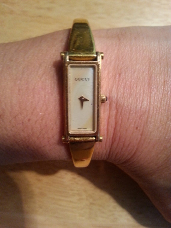 Gucci bangle watch mother pearl bracelet