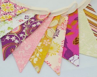 ON SALE *** Cheerful Party Bunting in Purple, Gold & Pink - The perfect decoration for Weddings, Parties and Baby Showers