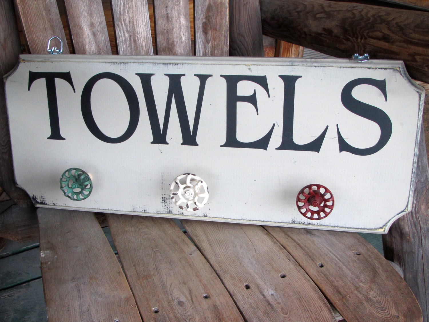 Bathroom towel rack towel holder Beach or Pool Towel Rack