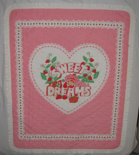 Vintage Strawberry Shortcake Baby Blanket/Quilt Sweet Dreams