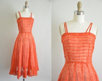 Vintage 50s bombshell dress/ 1950s tiki dress/ Lets go to Maui