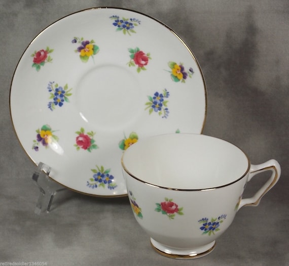 Vintage Crown Staffordshire England Tea Cup & Saucer Floral