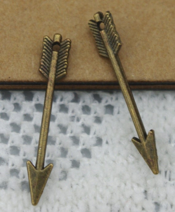 Items similar to 10pcs 29x5mm Antique Bronze Arrow Pendant Jewelry