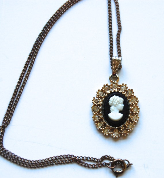 Items Similar To Vintage Cameo Rhinestone Necklace, 1960's Costume 