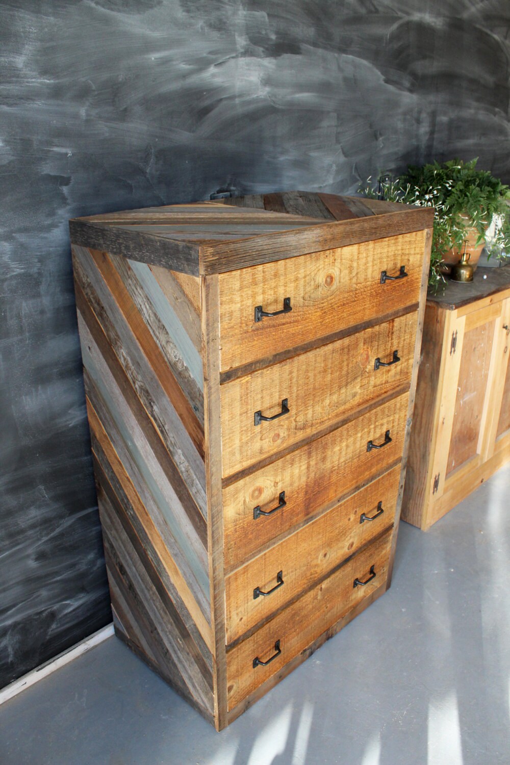 5 Drawer Dresser Reclaimed Barn Pallet Wood by newantiquity
