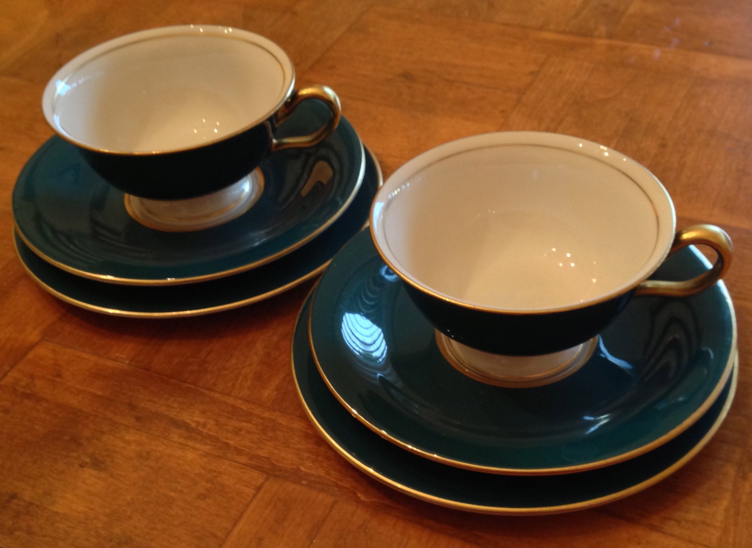 Castleton Green Variations Two Castleton “Windermere-Green” Dessert Set “Trios” – Haute Juice
