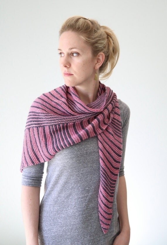 Itineris Shawl PDF KNITTING PATTERN by TheYarniad on Etsy