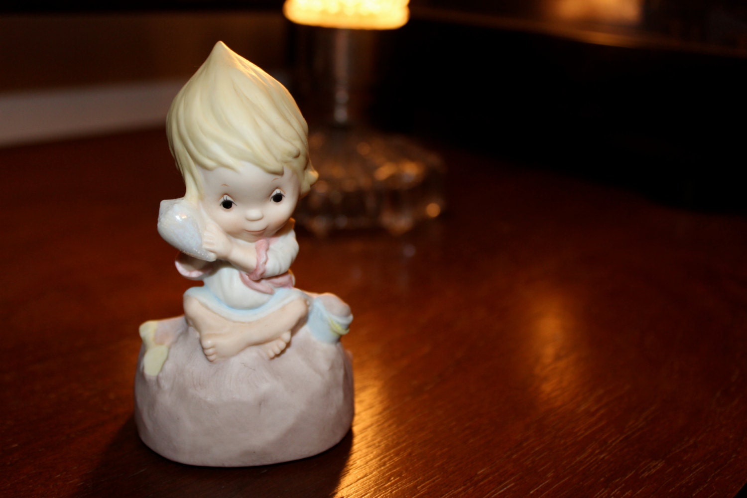 1985 Hallmark Cards Porcelain Music Box Figurine