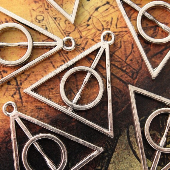 6 Harry Potter Deathly Hallows Triangle Charms/Pendants