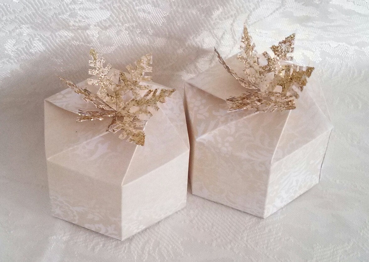 Origami Snowflake Gift Box