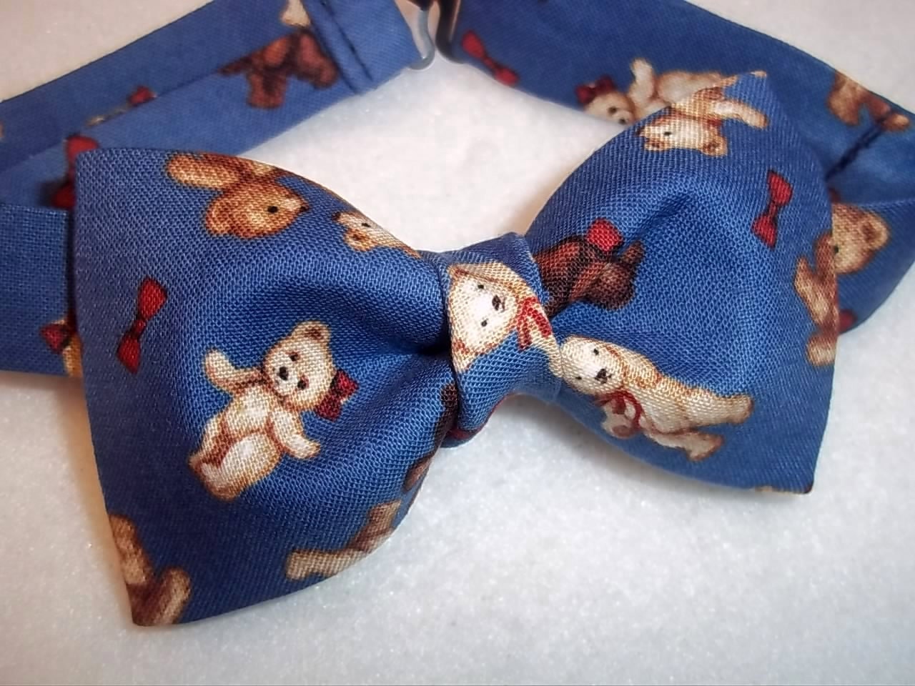 teddy bear bow tie pattern