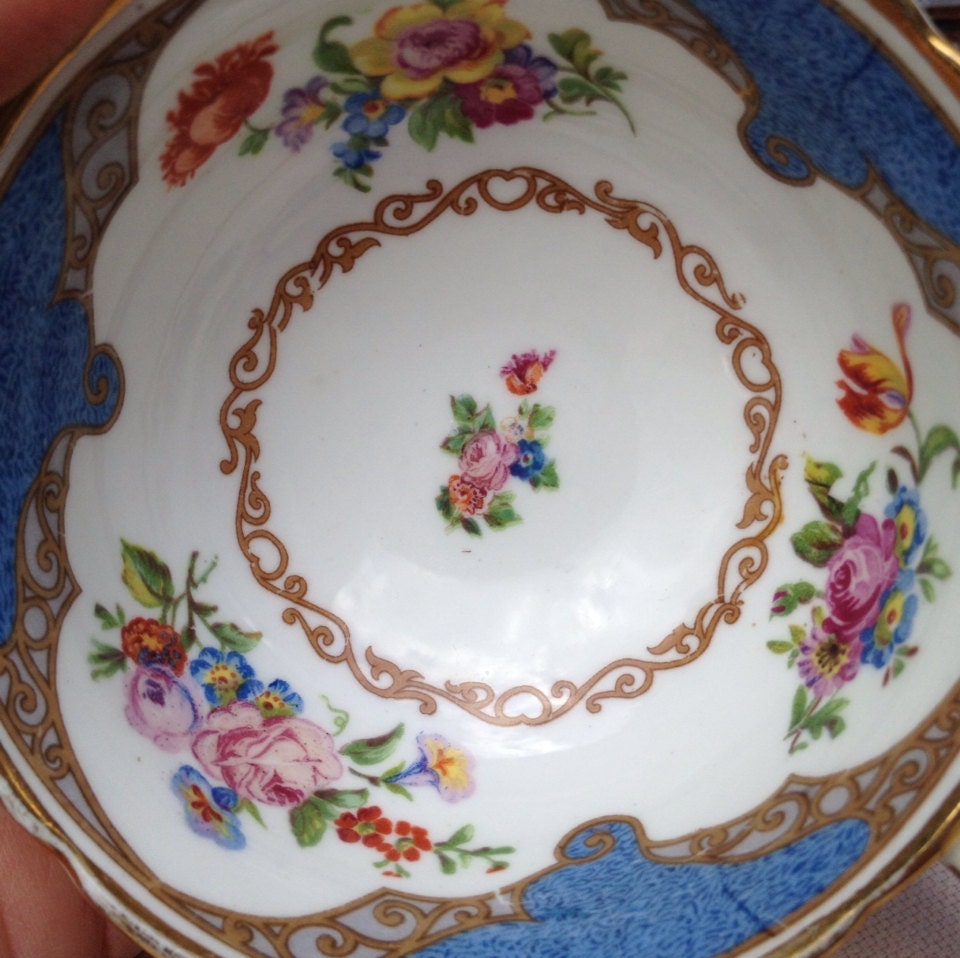 Stunning Antique T. Goode & Co. Ltd Teacup and Saucer. TS068