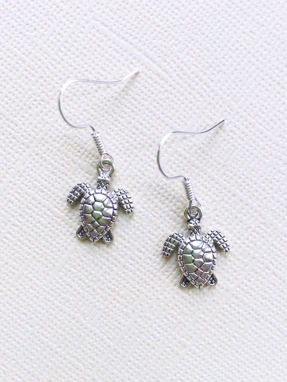 Items similar to Turtle Earrings on Etsy